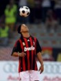 /album/fotogaleria-ronaldinho/a2008072636ronaldinho-acmilan-dentro-1-jpg1/